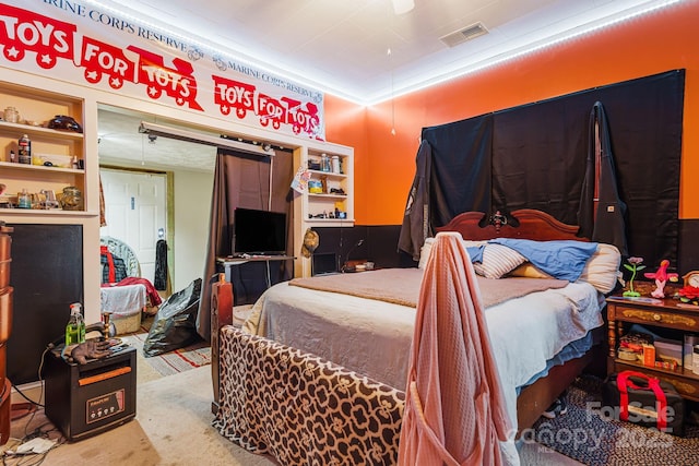 view of carpeted bedroom