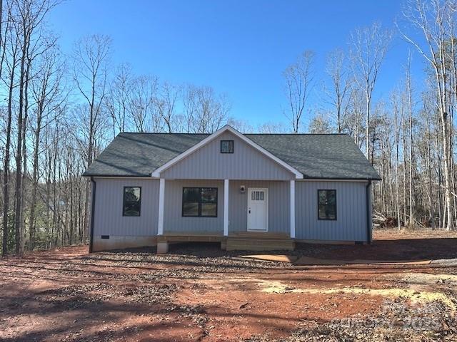 view of front facade featuring a porch