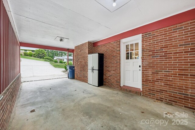 132 30th Ave NW, Hickory, NC 28601 - view of garage