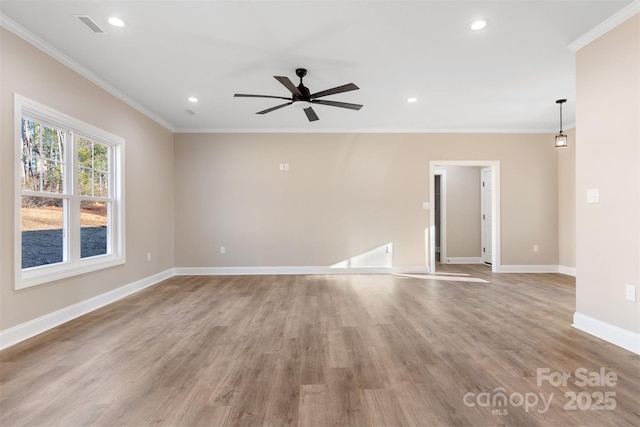 unfurnished room with light hardwood / wood-style floors, ceiling fan, and ornamental molding