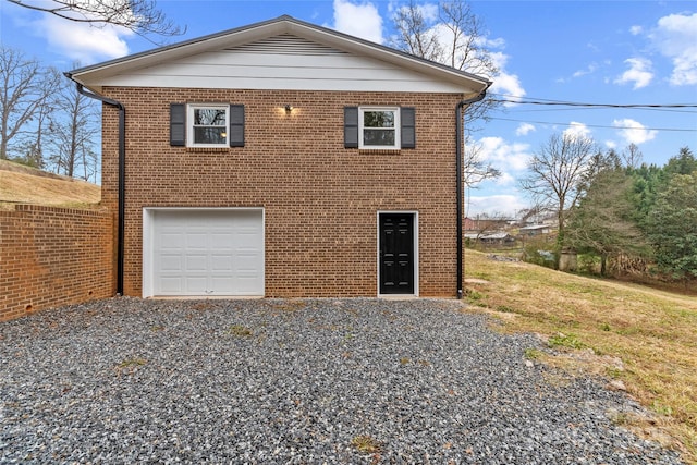 view of front facade with a garage