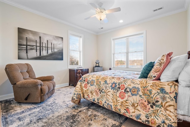 bedroom featuring ceiling fan, recessed lighting, baseboards, visible vents, and ornamental molding