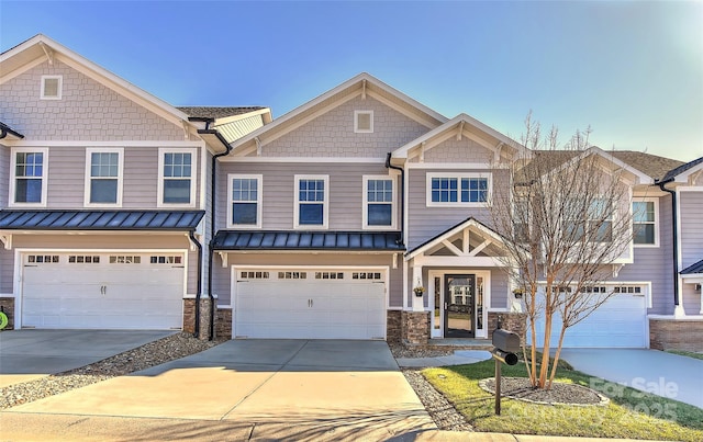 craftsman-style house featuring a garage