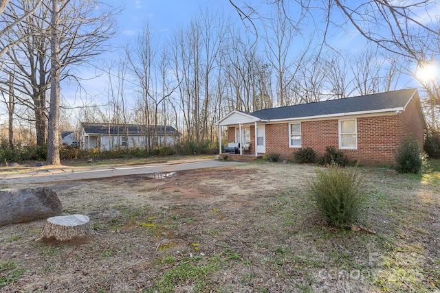 view of front of house featuring covered porch