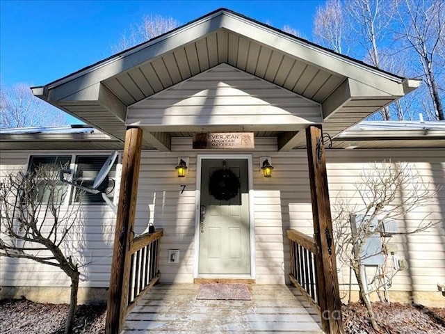 view of entrance to property