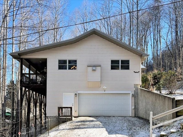 view of front of house with a garage