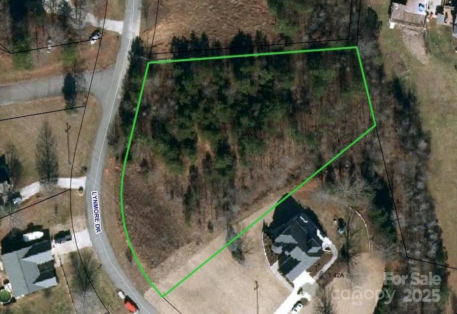 1956 Lynmore Dr Unit 9, Sherrills Ford, NC 28673 - photo 1