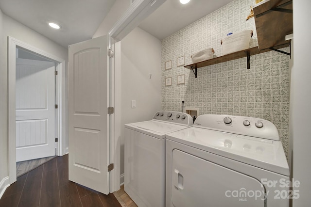 laundry room featuring washer and dryer