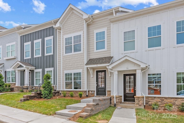 view of townhome / multi-family property