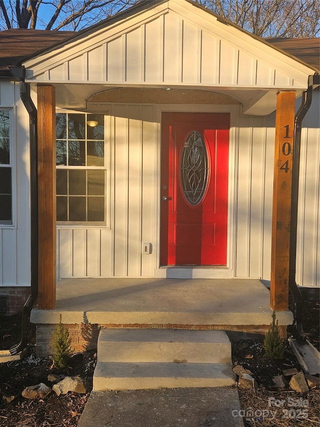 view of property entrance