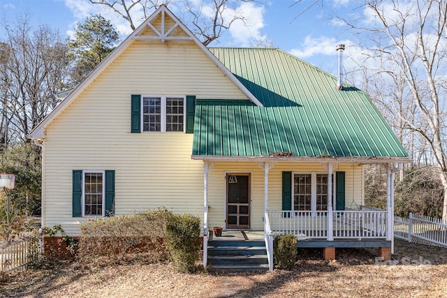 view of front facade featuring a porch