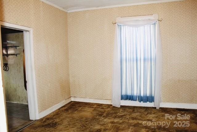 empty room with ornamental molding