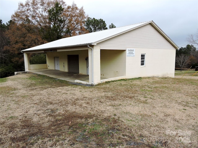 view of home's exterior