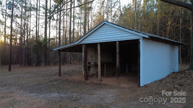 view of outdoor structure