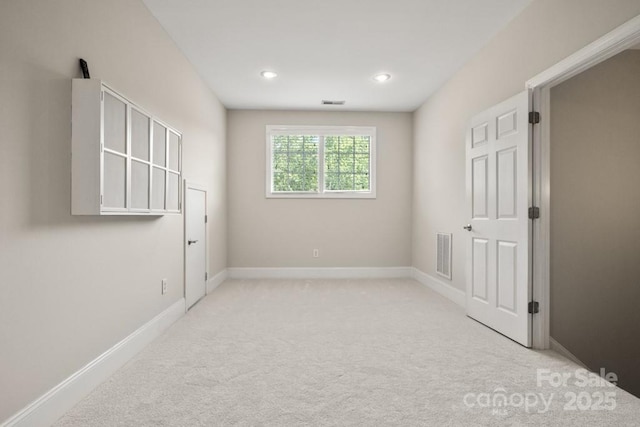 4150 Summit Ridge Ln, Denver, NC 28037 - empty room featuring carpet floors, baseboards, and recessed lighting