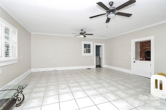 unfurnished room featuring ceiling fan and ornamental molding