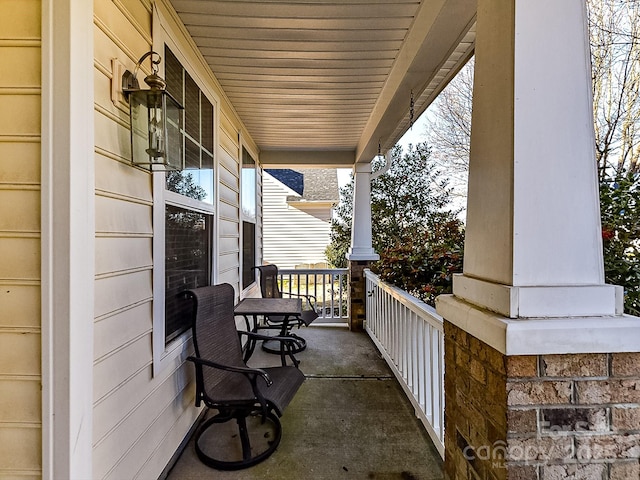 view of patio / terrace with covered porch