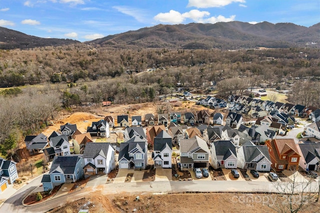 drone / aerial view featuring a mountain view