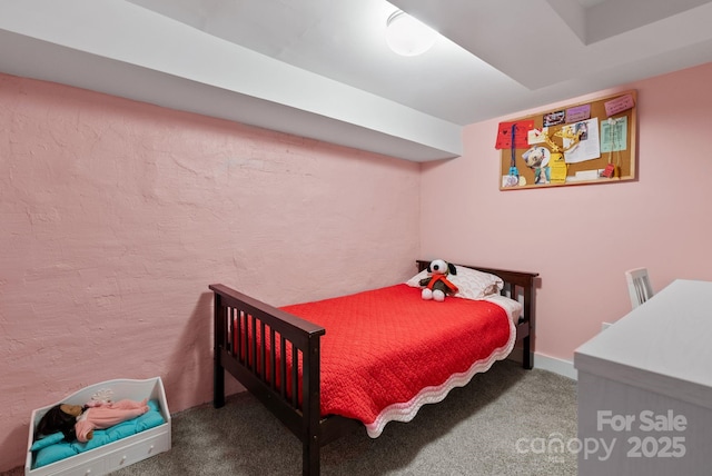 bedroom featuring carpet floors