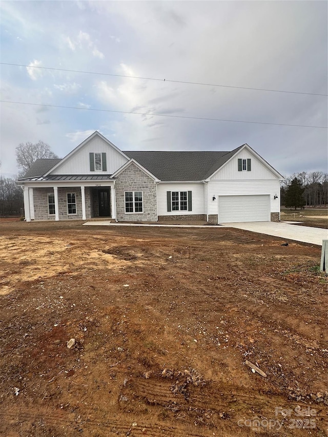 view of front of home with a garage