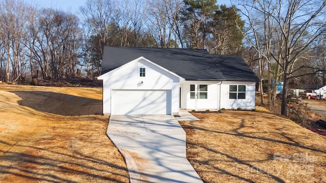 view of front facade featuring a garage