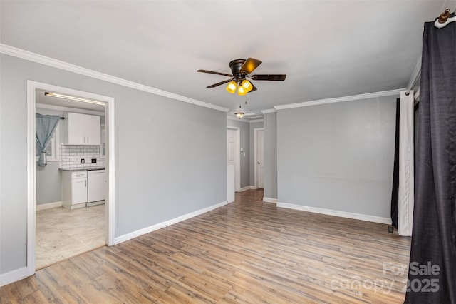 unfurnished bedroom featuring ceiling fan, light hardwood / wood-style floors, and crown molding