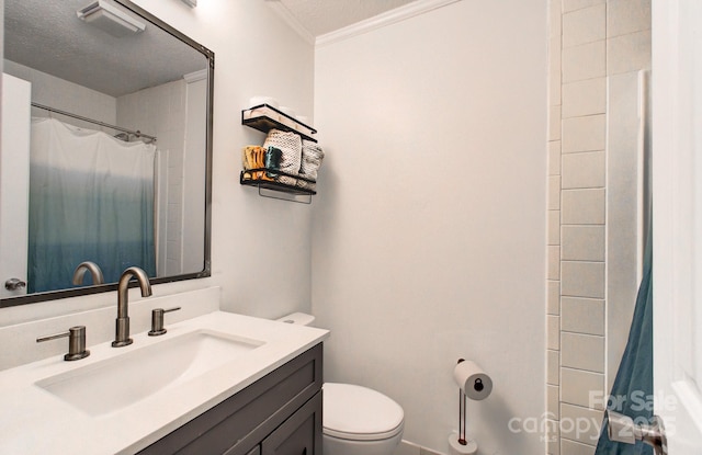 bathroom featuring toilet, a shower with curtain, and vanity