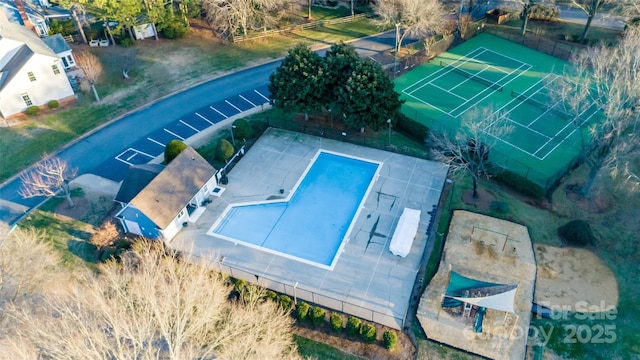 birds eye view of property