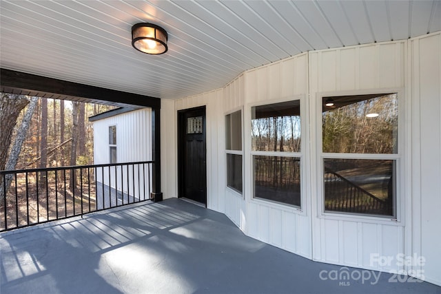 view of unfurnished sunroom