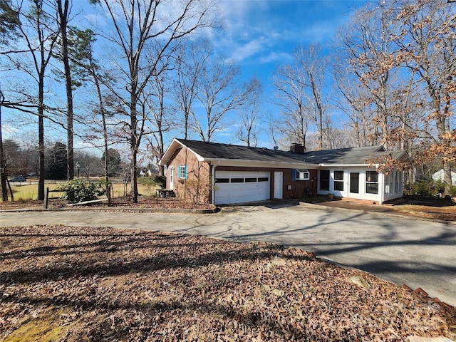 view of front facade with a garage