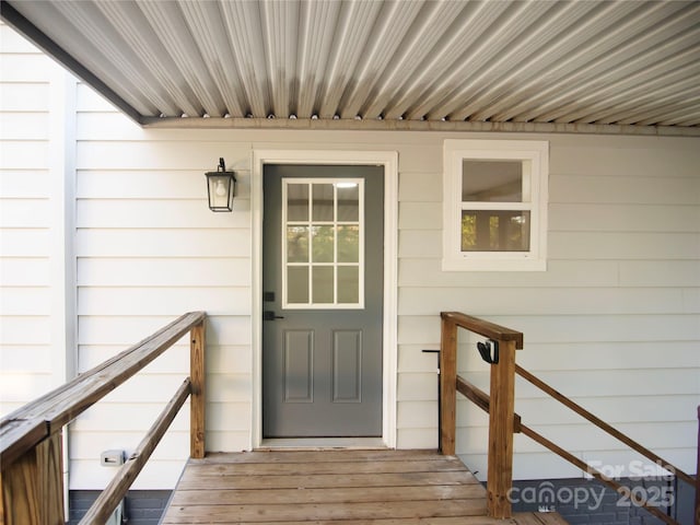 view of property entrance