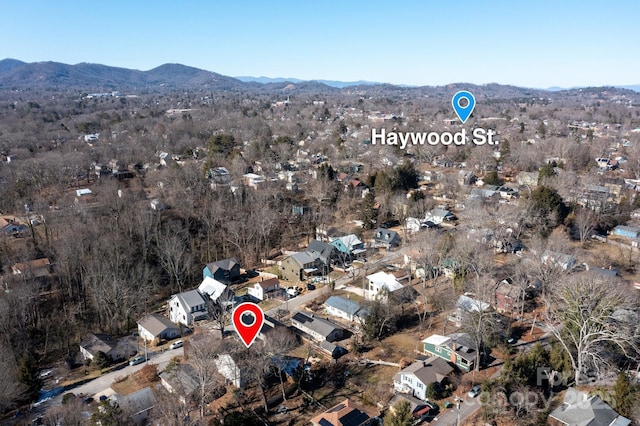 bird's eye view featuring a mountain view