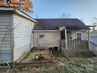 view of back of property