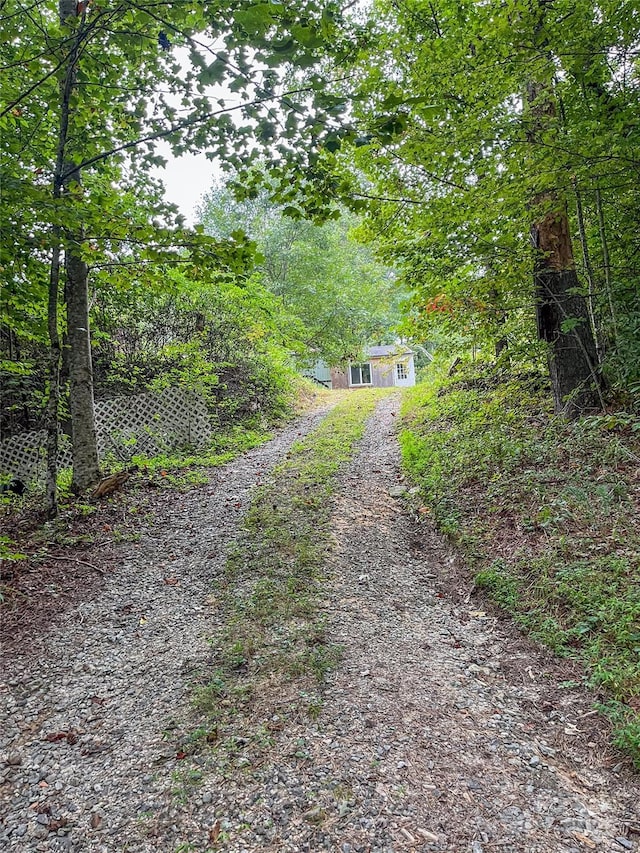 Listing photo 3 for 17 Howell Rd, Brevard NC 28712