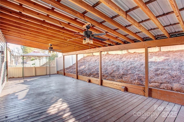 deck with ceiling fan