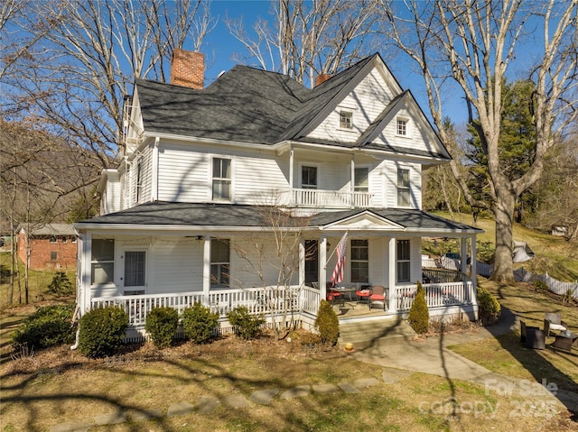 view of front of house with a porch