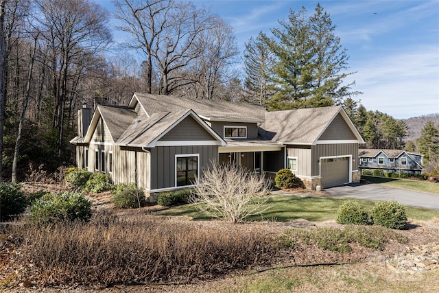 craftsman-style house featuring a garage