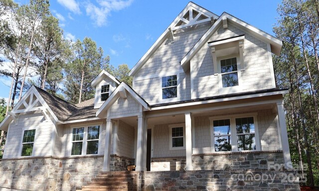 view of front of home with covered porch