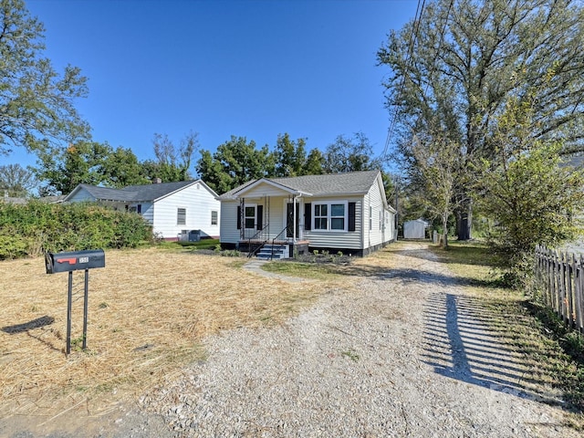 view of front of property featuring a porch