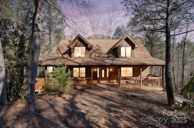 view of front of home featuring a porch