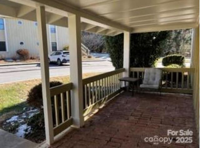 view of patio / terrace with covered porch