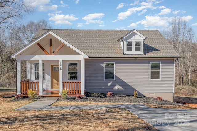 view of front of home featuring a porch