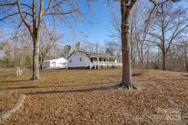 view of front of home with covered porch