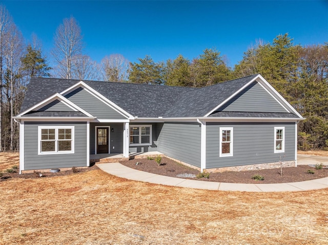 ranch-style house with a porch