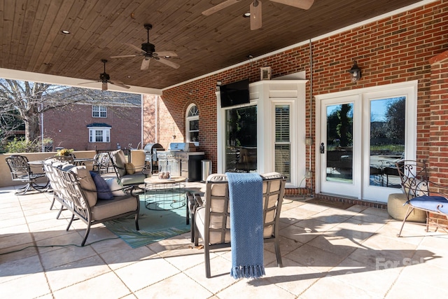 view of patio / terrace with ceiling fan