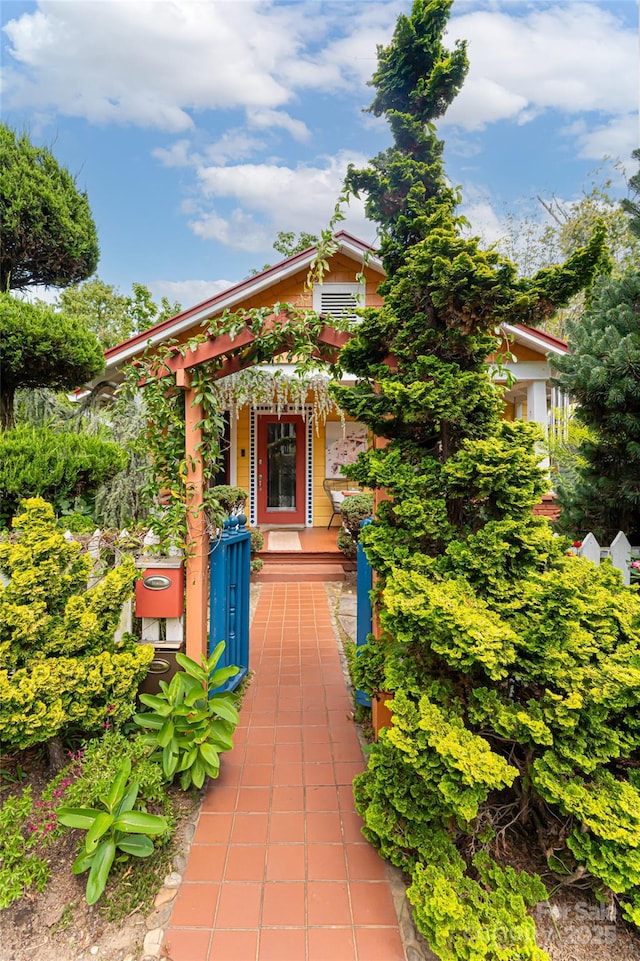 view of entrance to property