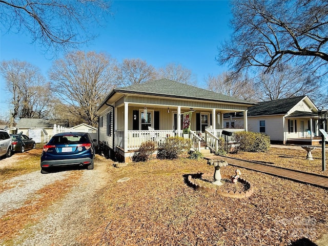 view of front of house featuring covered porch