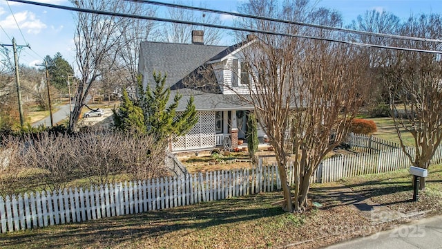 view of front of house with covered porch