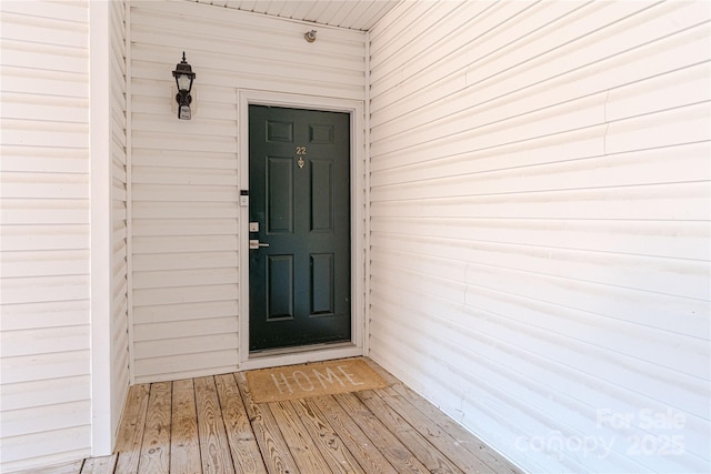 view of property entrance