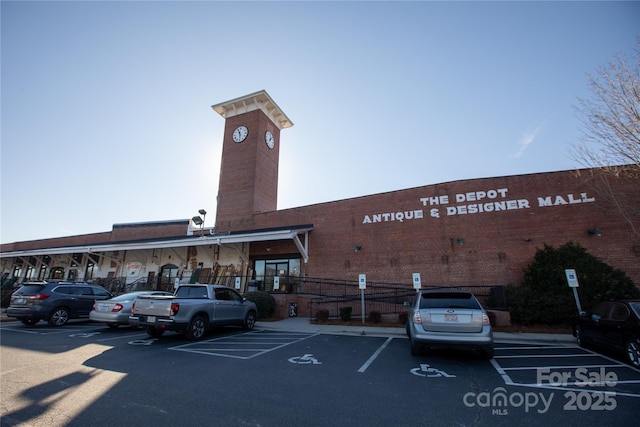 view of building exterior